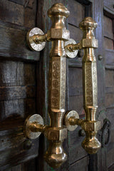 Exquisite Brass Door Handle — Pratīka