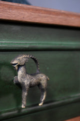 Pull Knob Mountain Goat - Pashu Collection