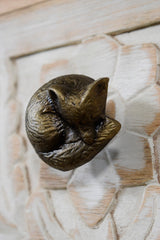 Pull Knob Sleeping Fox - Pashu Collection