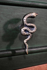 Pull Knob Snake - Pashu Collection