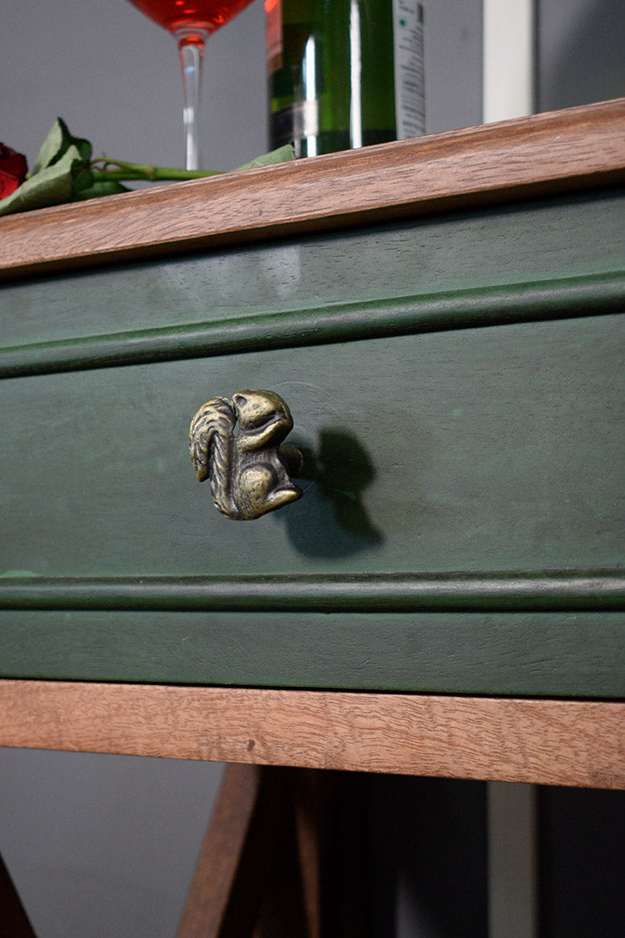 squirrel-knob