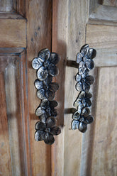 Iron Cabinet Handle - Meadow Blossom Pull