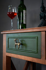 Pull Knob Mountain Goat - Pashu Collection