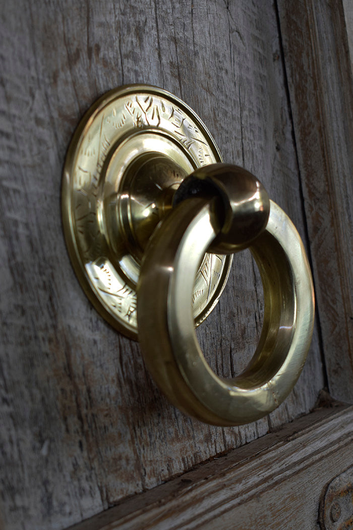 door knocker solid ring in iron with brass finish